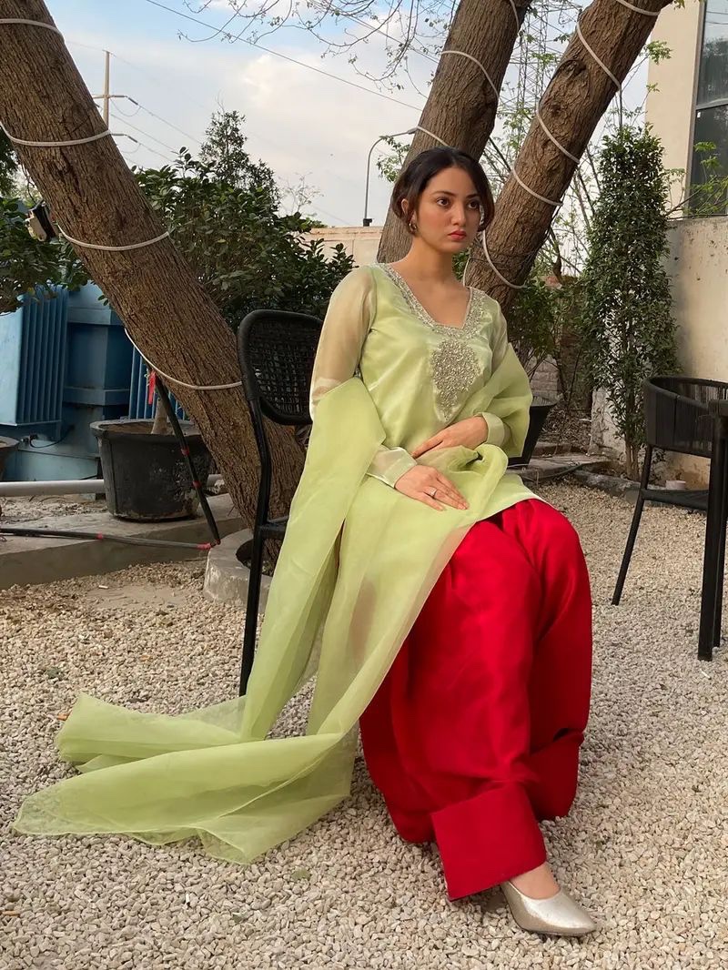 35a50f9b-3a54-406d-926a-9e12c498fcae JIMMYCHO FARSHI SET - Image 3