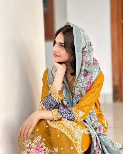THREE-PIECE UNSTITCHED LAWN SET