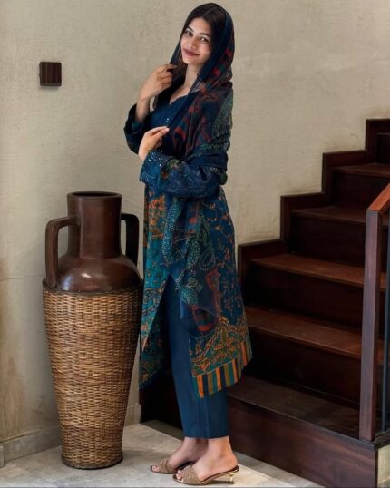 PAKISTANI EMBROIDERY UNSTITCHED LAWN