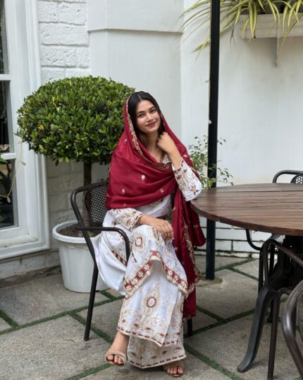 SIMPLE ELEGANT SHARARA SET