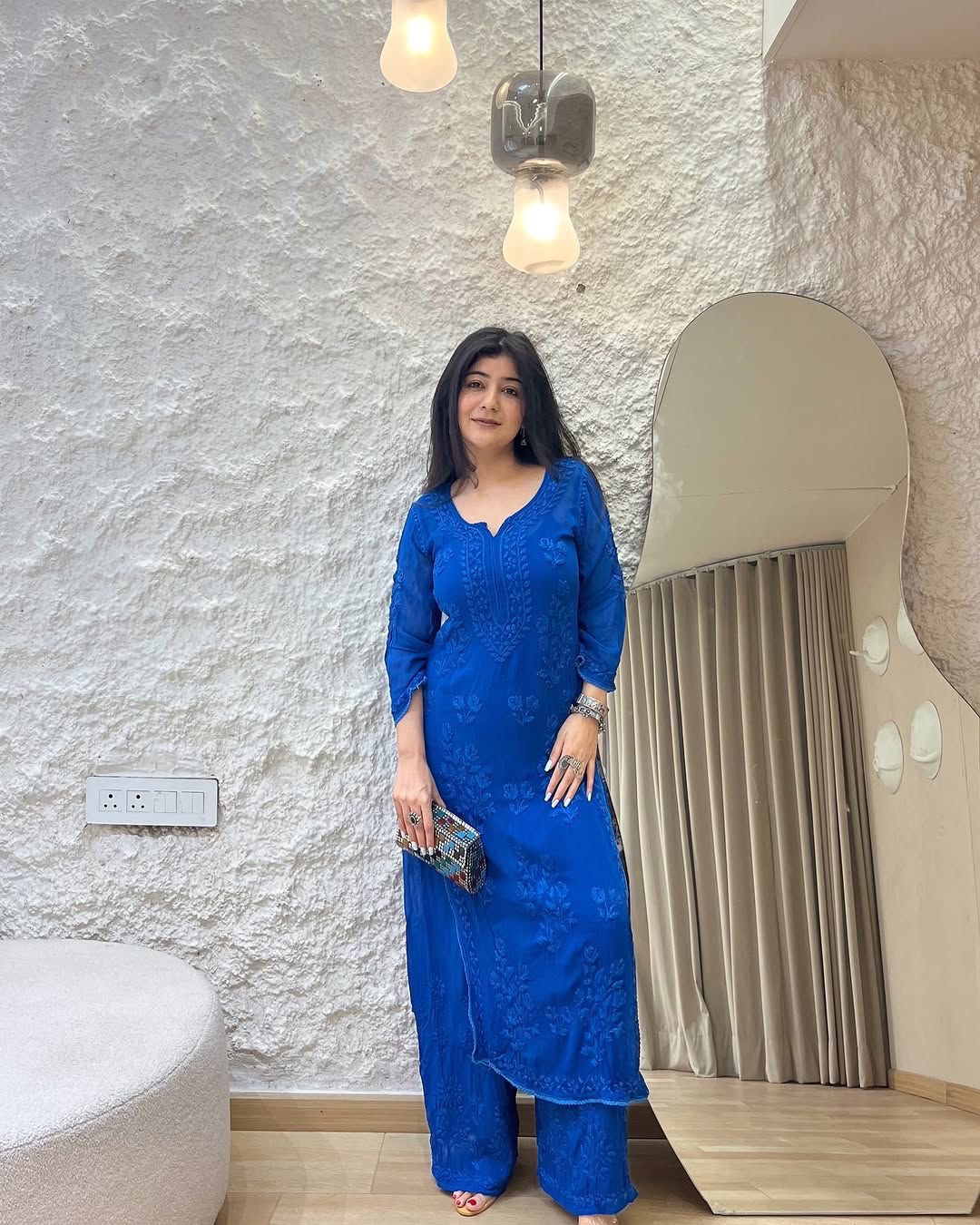 d8a074ba-a281-4d14-bc34-975dc4b9ebf5 ROYAL BLUE CHIKANKARI EDITION - Image 6