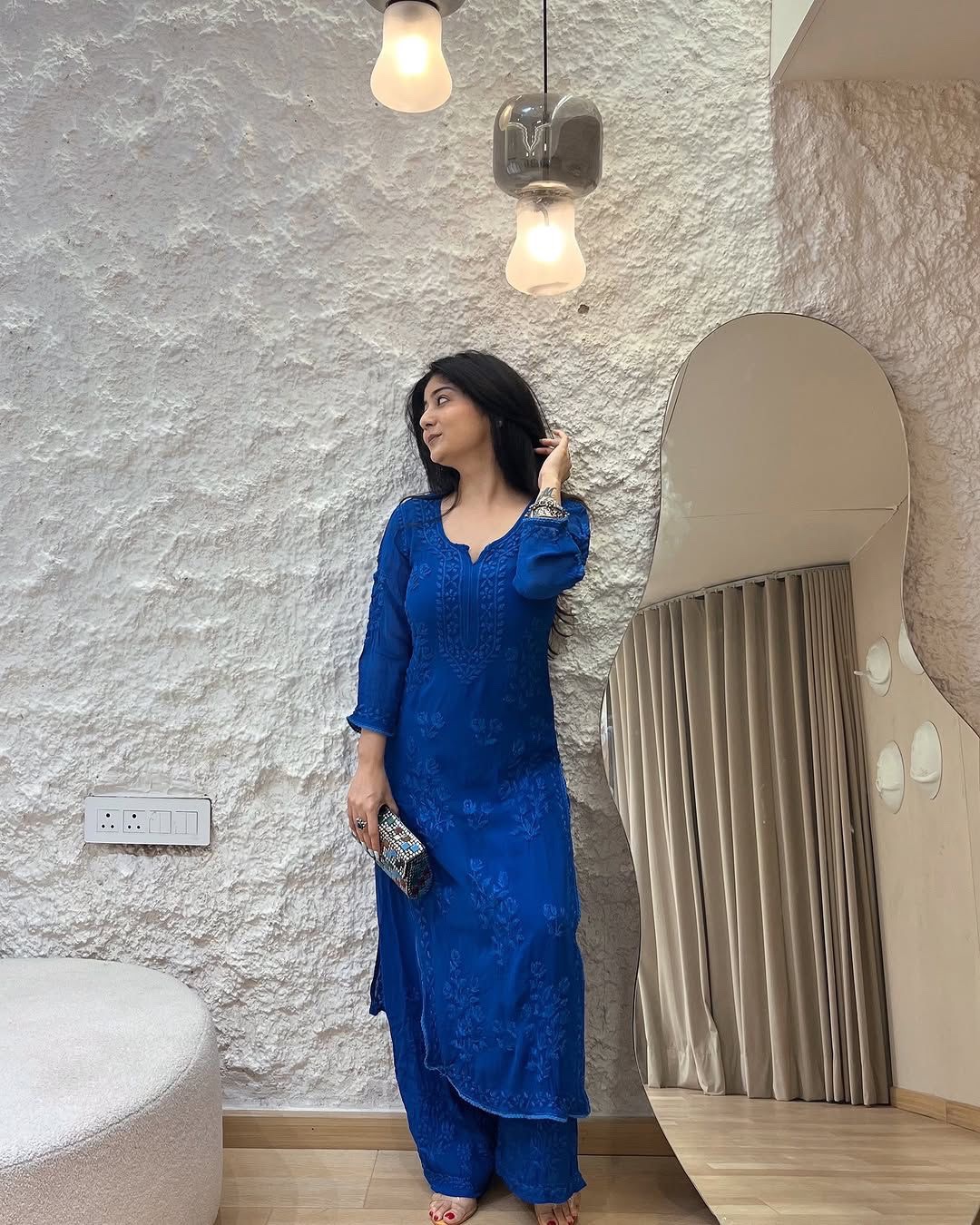 f990fafb-2ea6-48a2-8d1d-03f6ccc278e9 ROYAL BLUE CHIKANKARI EDITION - Image 1