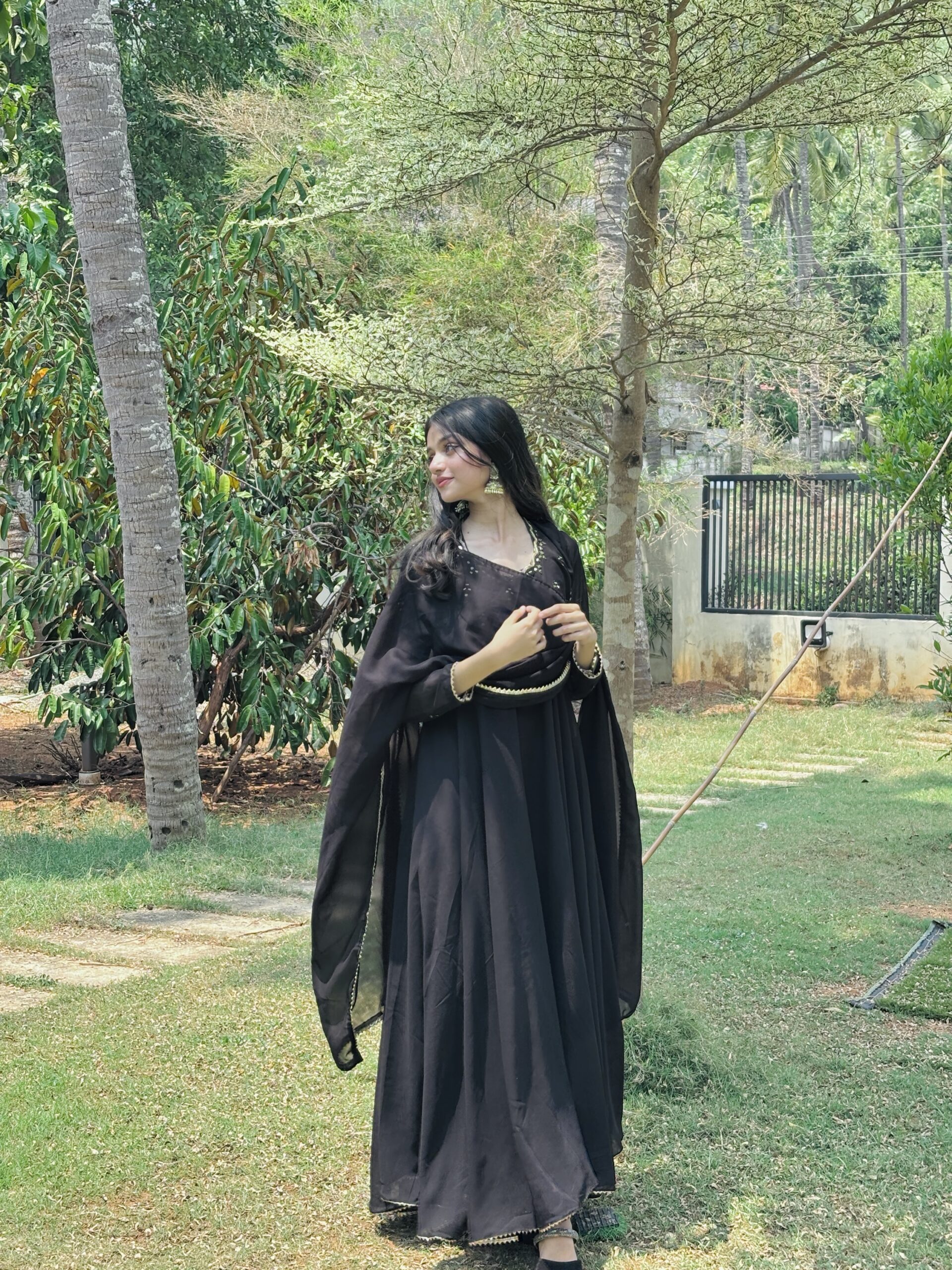 img_0373 FLOOR-LENGTH ANARKALI SUIT - Image 3