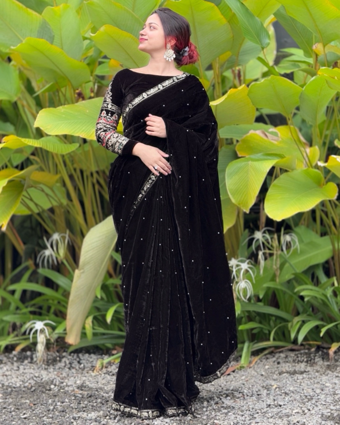 screenshot-3 LUXURY VELVET SAREE - Image 4