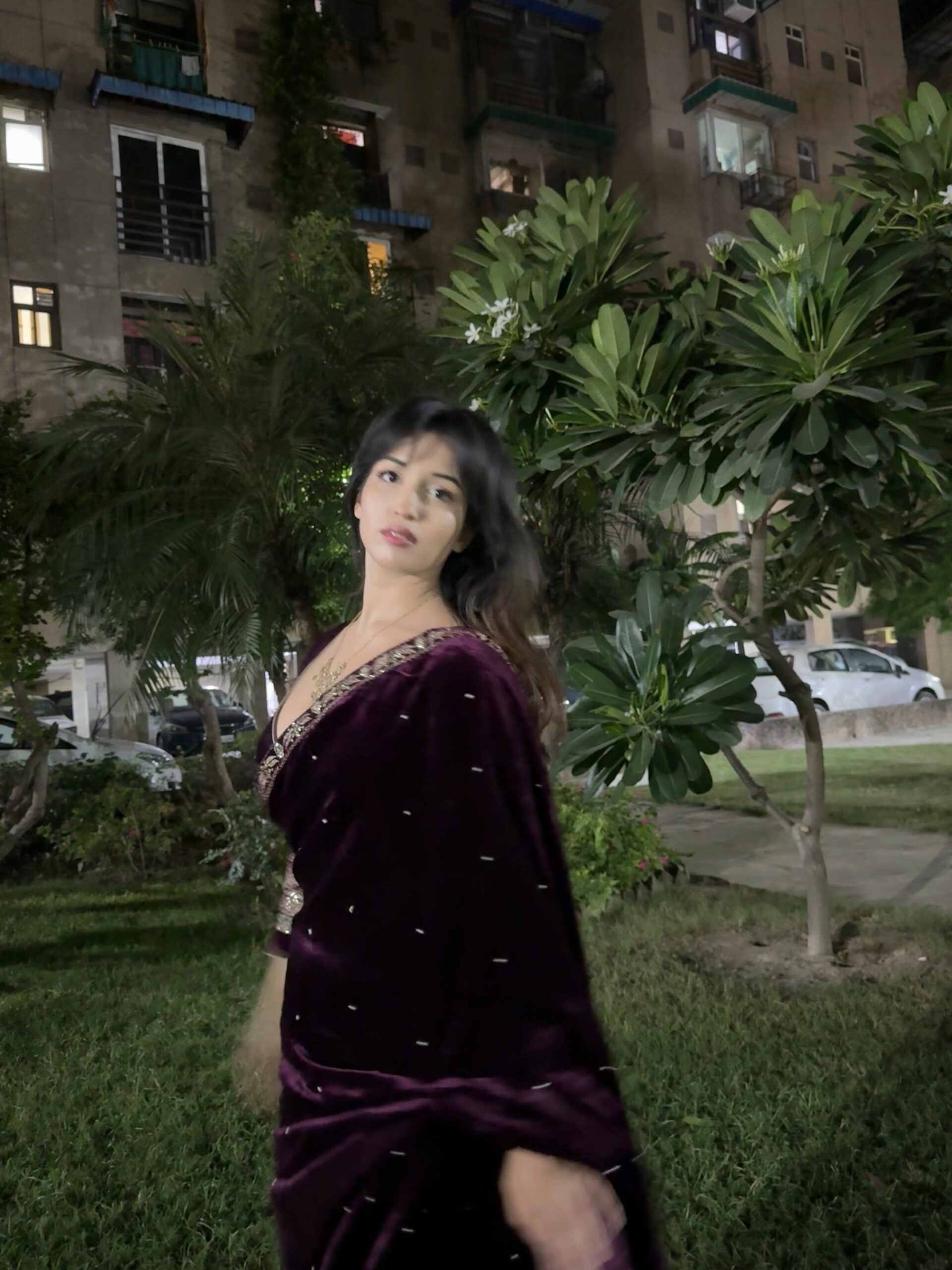 img_2822-3 LUXURY WINE VELVET SAREE - Image 8