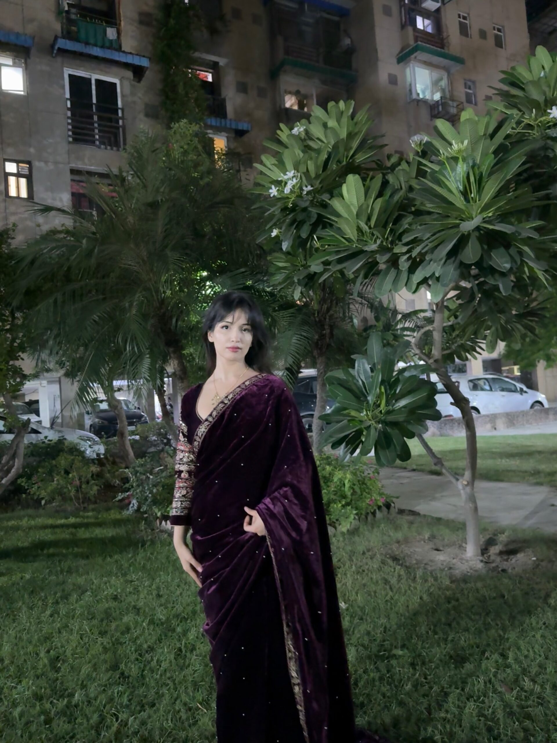 img_2823-3 LUXURY WINE VELVET SAREE - Image 4